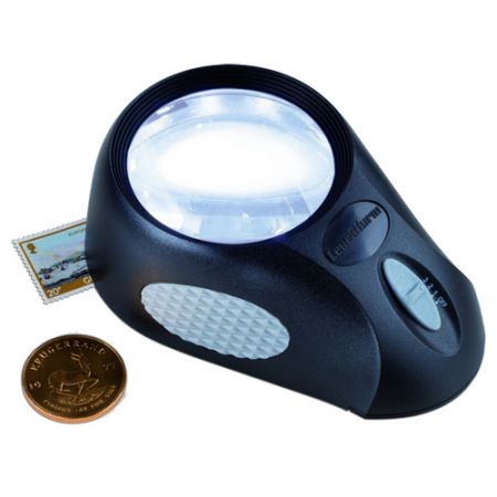 Loupe à poser: 6 LED  grossissement x5  3 niveaux d\'éclairage